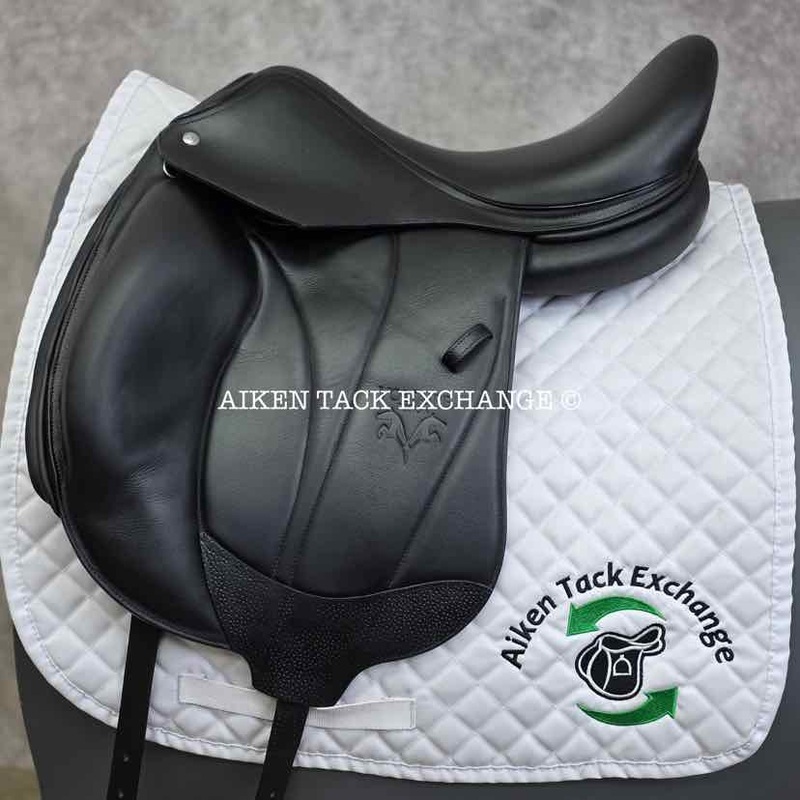 **SOLD** 2022 Voltaire Adelaide Monoflap Dressage Saddle, 17.5 Seat, 2AA Flap, Wide Tree, PRO Panels, Full Buffalo Leather